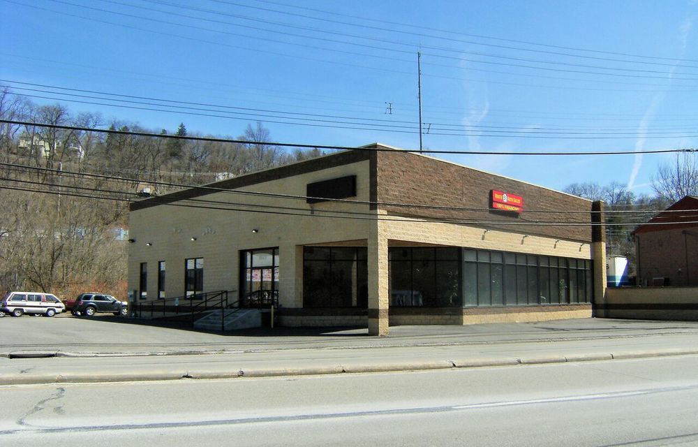 Retail, Office or Light Industrial: 1621 Saw Mill Run Blvd, Pittsburgh, PA 15210